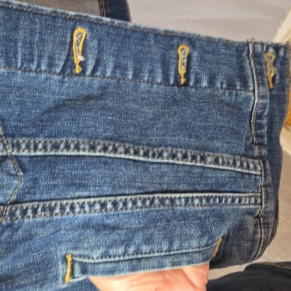 Levi's Classic Denim Jacket - Picture 8 of 11